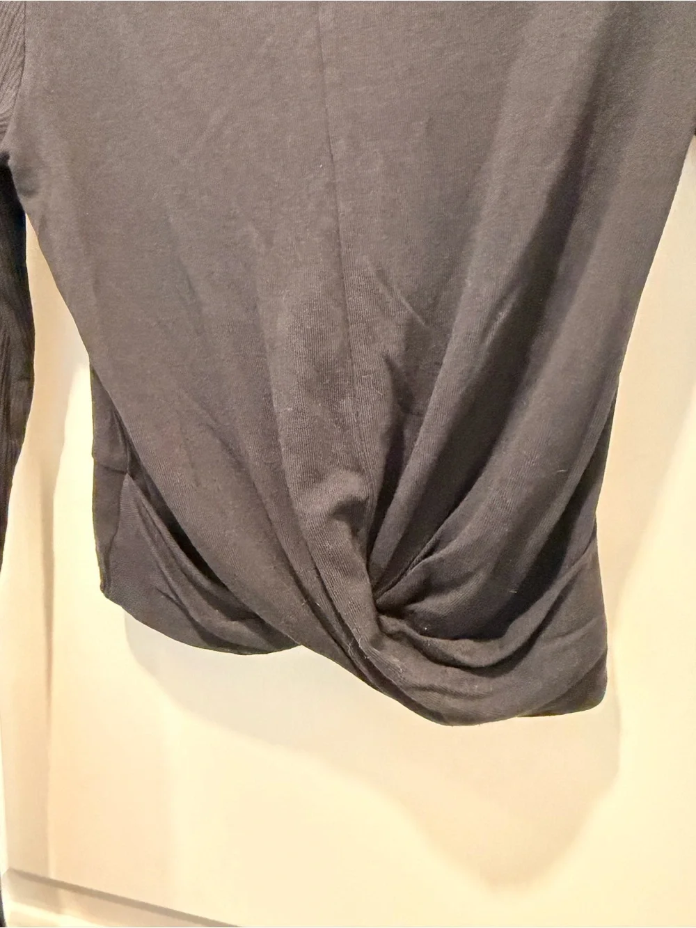 Alo Yoga Black Cover Long Sleeve Twist Front Crop Top M